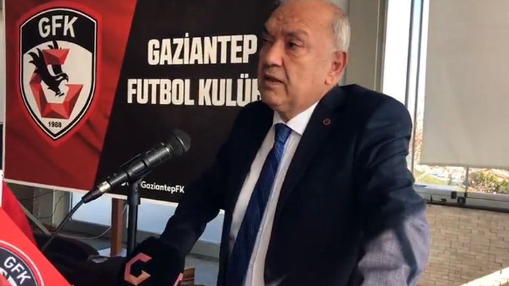 Gaziantep FK'da Akınal kimlere isyan etti?